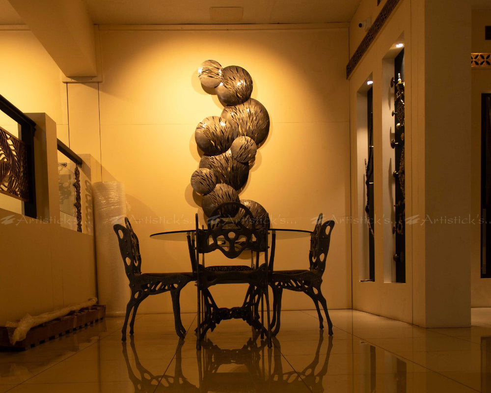 How to Choose the Perfect Metal Wall art for Your Living Room